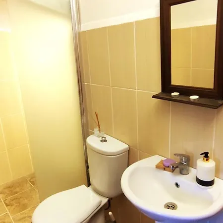 Villa Central, Stylish, 2br, 2bathr, Fast Wifi, Fr-parking, Terrace & Garden Bodrum